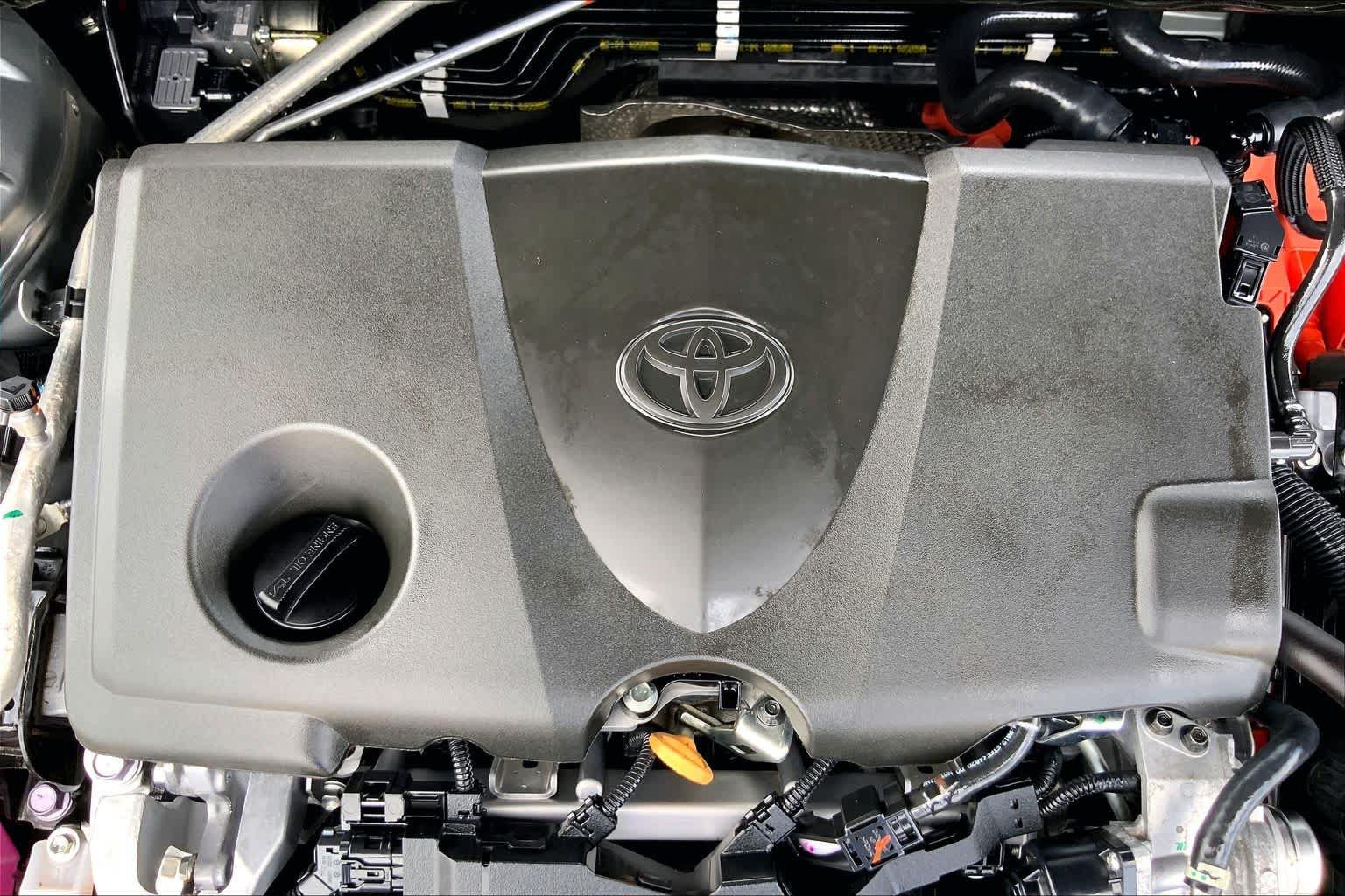 Certified 2025 Toyota Camry SE FWD image 32