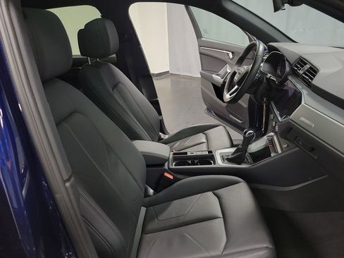 Used 2025 Audi Q3 2.0T Premium image 22