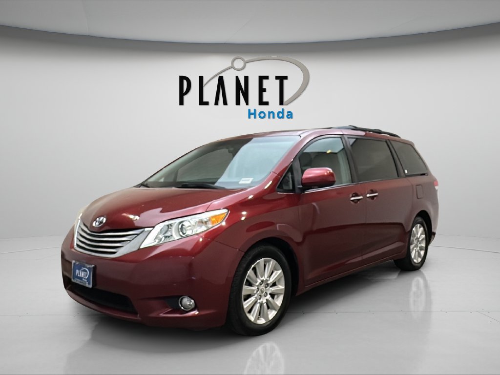 Used 2011 Toyota Sienna Limited AWD/4WD image 5