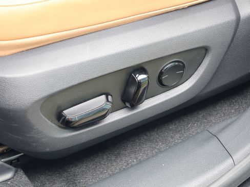 Used 2024 Lexus RX 350 Premium w/ Convenience Package image 33