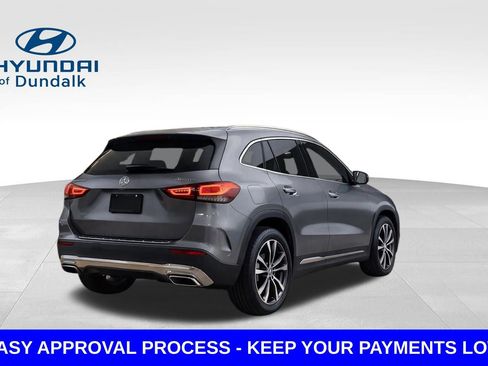 Used 2021 Mercedes-Benz GLA 250 4MATIC w/ Premium Package image 5