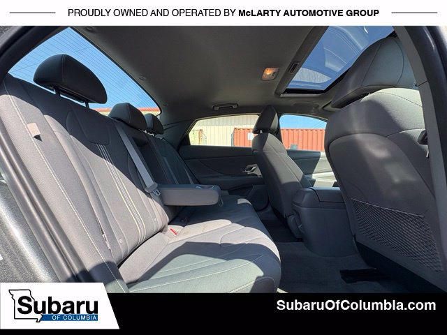 Used 2025 Hyundai Elantra SEL FWD image 15