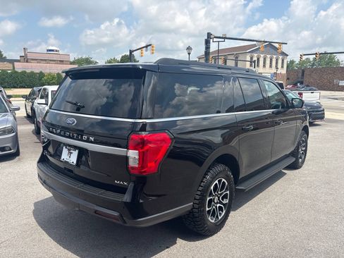 Used 2022 Ford Expedition Max XLT AWD/4WD image 5
