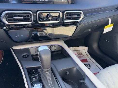 New 2026 Nissan Sentra SL w/ Floor Mat Package FWD image 16