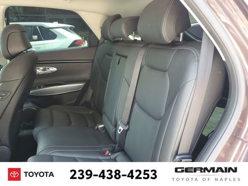 Used 2022 Genesis GV70 2.5T w/ Select Package AWD/4WD image 21