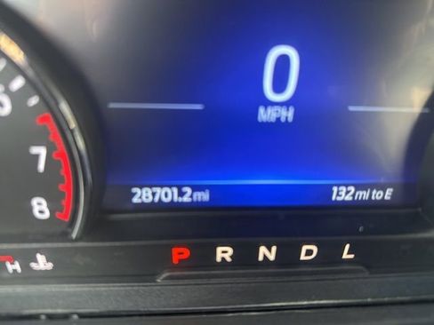 Used 2022 Ford Explorer XLT w/ Equipment Group 202A image 10