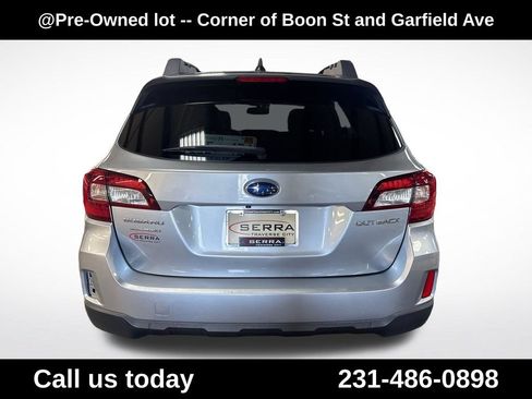 Used 2016 Subaru Outback 2.5i Limited AWD/4WD image 4