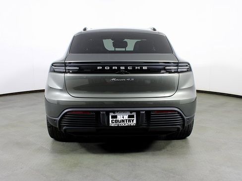 New 2025 Porsche Macan 4S Electric image 6