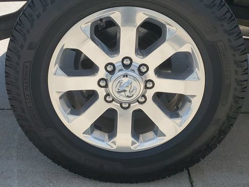 Used 2023 RAM 2500 Laramie AWD/4WD image 10