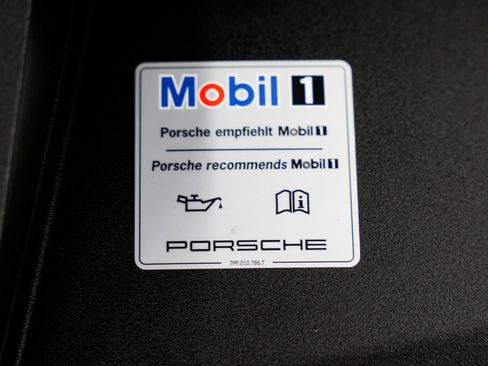 Used 2019 Porsche 911 GT3 RWD image 44