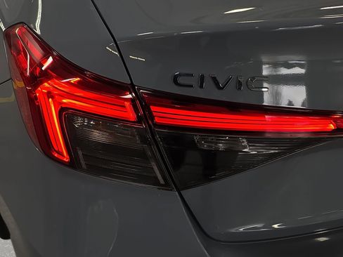 Used 2022 Honda Civic Sport image 31