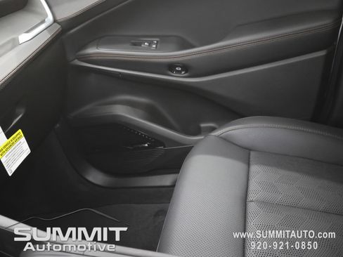 New 2026 Jeep Cherokee Overland image 14