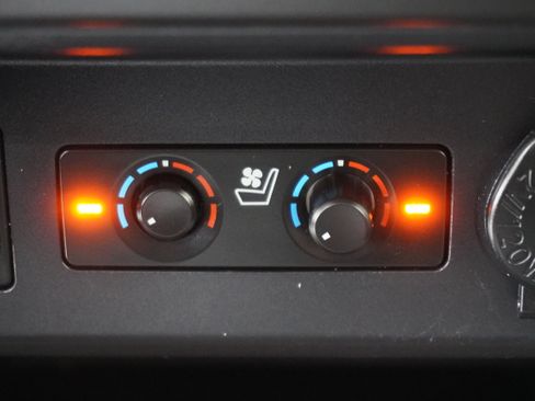 Used 2016 Toyota 4Runner Limited RWD image 25