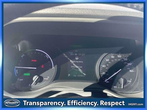 Certified 2021 Toyota Sienna XLE image 27