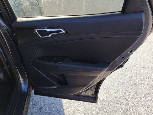 Used 2023 Kia Sportage EX image 35