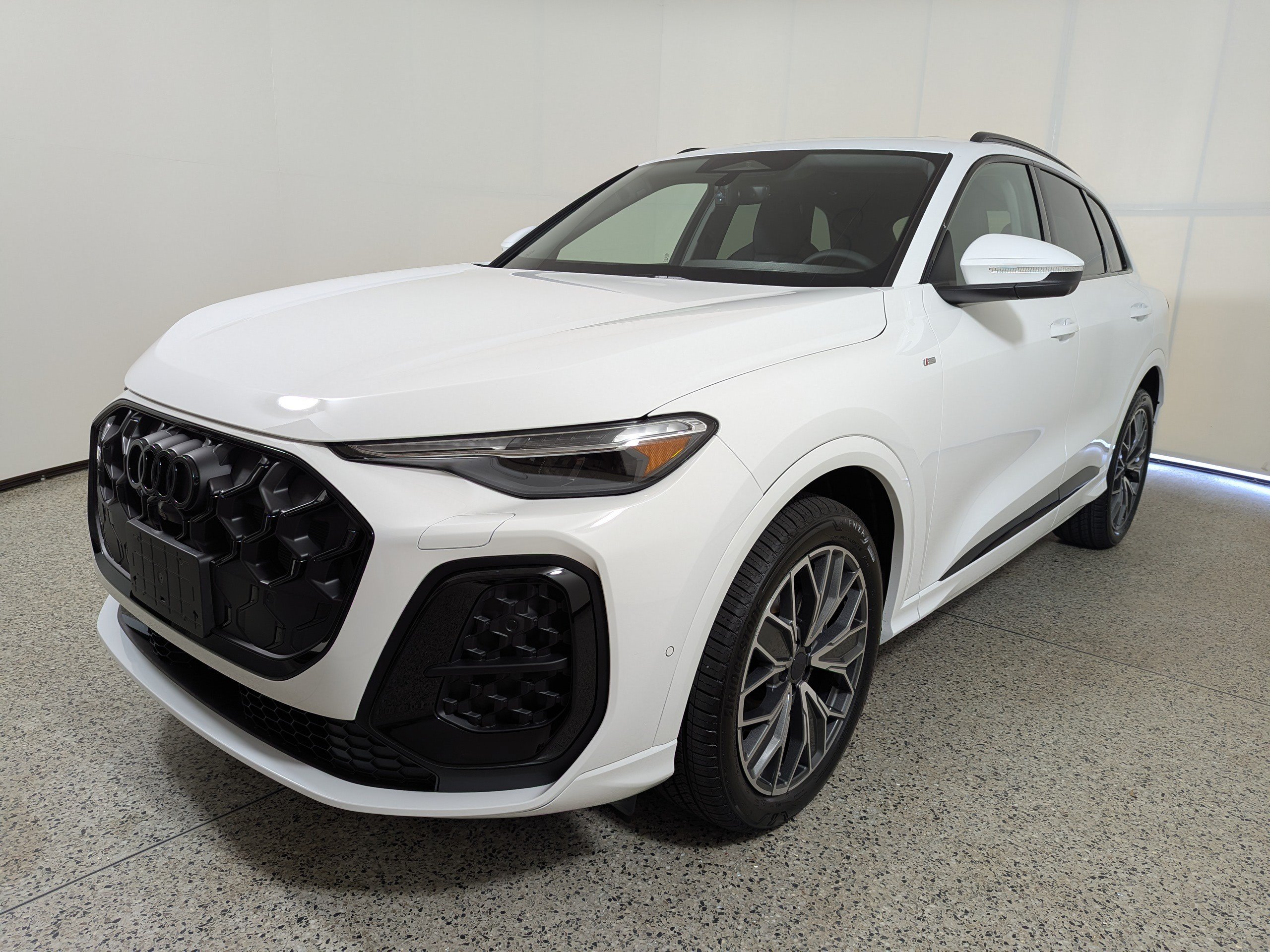 New 2026 Audi Q5 Prestige AWD/4WD image 3