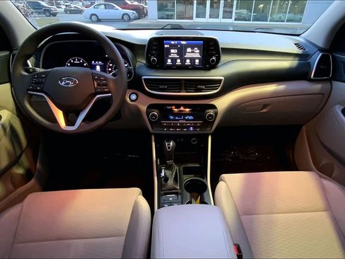 Used 2019 Hyundai Tucson SEL image 15
