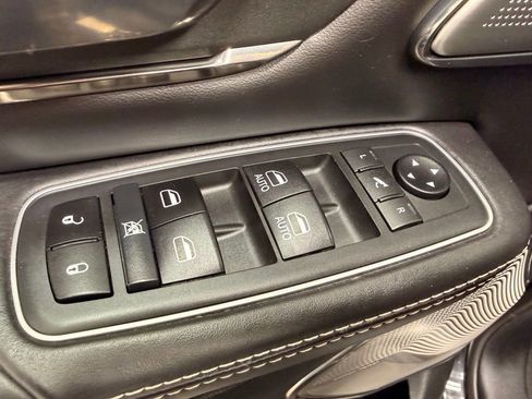 Used 2020 RAM 1500 Limited image 26