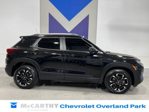 Used 2023 Chevrolet TrailBlazer LT FWD image 4
