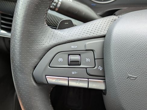 Used 2023 Cadillac XT4 Sport w/ LPO, Onyx Lite Package FWD image 23