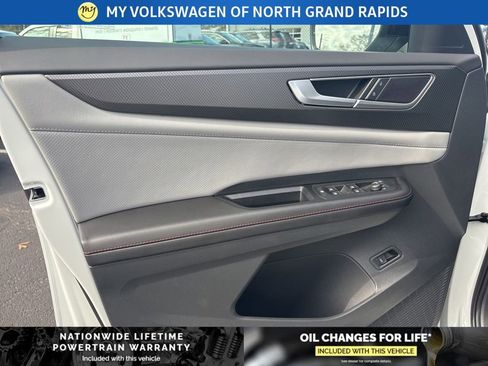 New 2026 Volkswagen Atlas Peak Edition AWD/4WD image 11