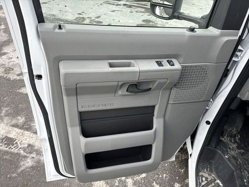 New 2026 Ford E-350 and Econoline 350 Super Duty w/ Power Equipment Group image 12