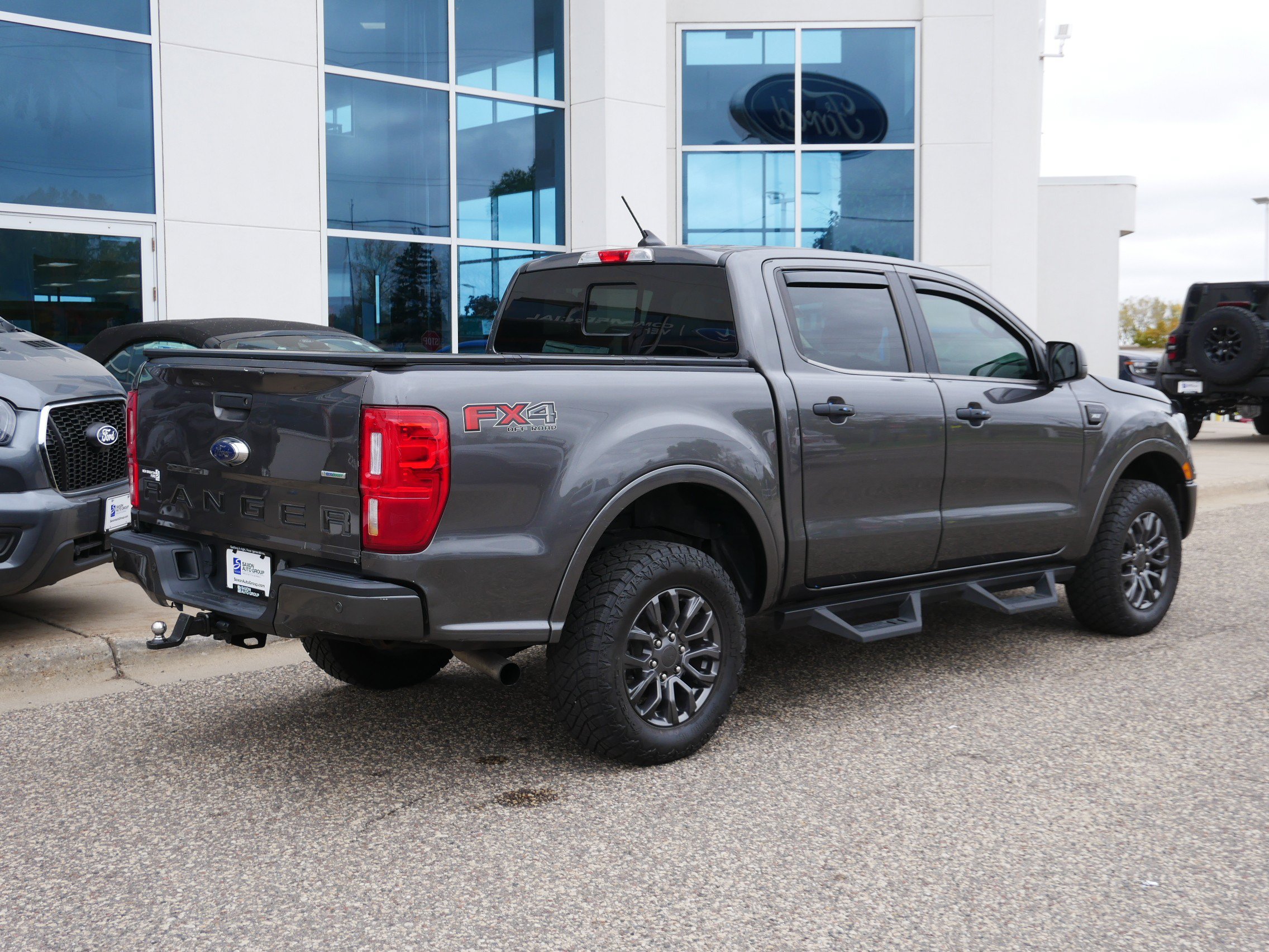 Used 2020 Ford Ranger XLT w/ Equipment Group 302A Luxury AWD/4WD image 3