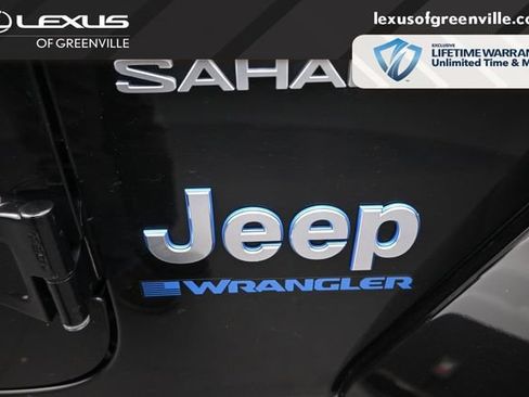 Used 2024 Jeep Wrangler Unlimited Sahara w/ Technology Group AWD/4WD image 30