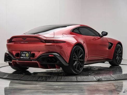 Used 2019 Aston Martin V8 Vantage Coupe RWD image 19