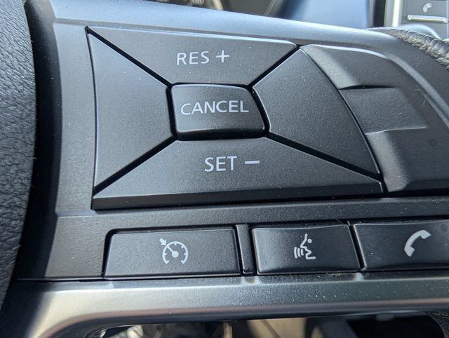 Used 2025 Nissan Versa SV FWD image 23