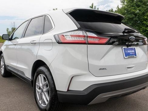 Used 2022 Ford Edge SEL AWD/4WD image 8