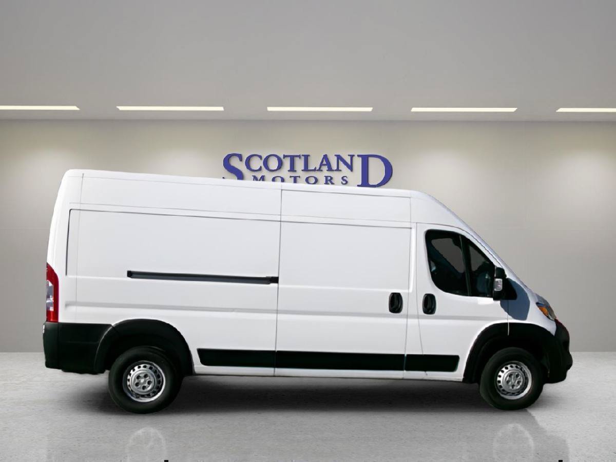 Used 2025 RAM ProMaster 2500 FWD image 5