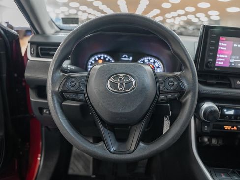 Used 2021 Toyota RAV4 LE image 33