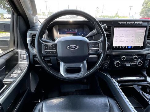Used 2024 Ford F250 Lariat w/ Lariat Ultimate Package AWD/4WD image 8