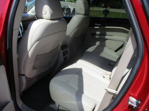Used 2012 Cadillac SRX Premium FWD image 16