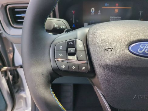 New 2026 Ford Maverick Lobo AWD/4WD image 27