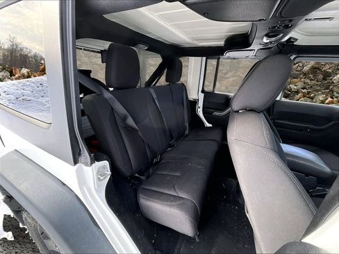 Used 2016 Jeep Wrangler Unlimited Sport w/ Quick Order Package 24S image 21