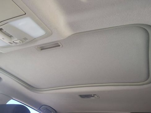 Used 2010 Nissan Rogue SL w/ Moonroof Pkg AWD/4WD image 19