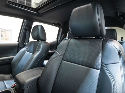 Certified 2023 Toyota Tacoma TRD Off-Road image 15