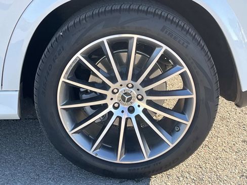 Certified 2024 Mercedes-Benz GLE 450 4MATIC image 12