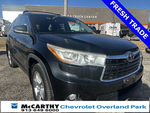 Used 2015 Toyota Highlander Limited image 1