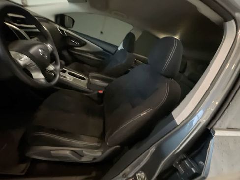 Used 2018 Nissan Murano S image 11