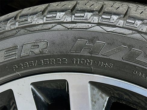 Used 2018 Chevrolet Tahoe Premier image 35