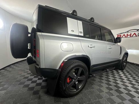 Used 2020 Land Rover Defender 110 SE AWD/4WD image 9