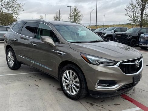 Used 2020 Buick Enclave Premium w/ Surround and Sites Package FWD image 4