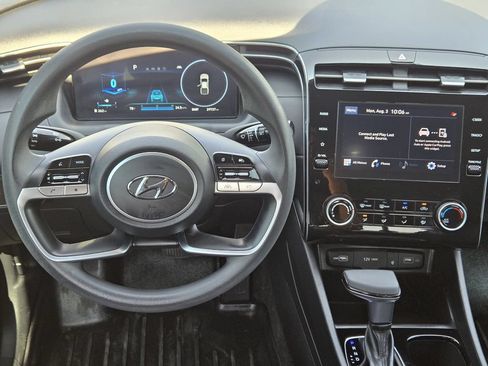 Used 2023 Hyundai Santa Cruz SEL w/ Activity Package FWD image 10