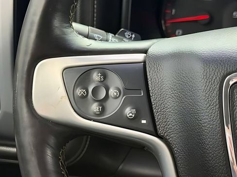 Used 2015 GMC Sierra 1500 SLT w/ SLT Crew Cab Value Package AWD/4WD image 8