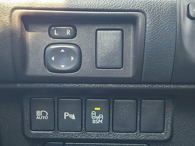Used 2016 Lexus ES 350 w/ Luxury Package w/Wood Trim FWD image 20