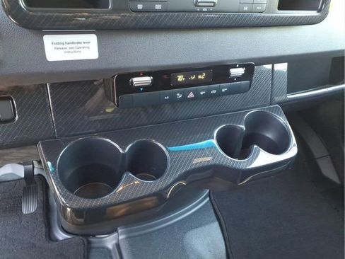 Used 2022 Mercedes-Benz Sprinter 2500 image 30