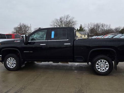 Certified 2024 Chevrolet Silverado 3500 LTZ w/ LTZ Plus Package image 8